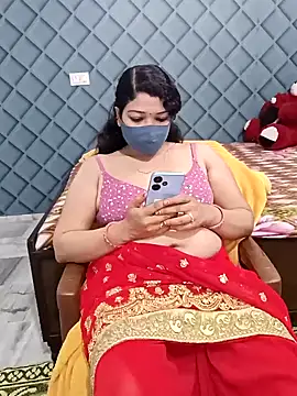 Snapshot of Cute-Raashii chatting on 01-16-25, 11:37 Cute-Raashii online show from 01-16-25, 11:37