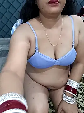 Snapshot of Cute-Raashii chatting on 01-24-25, 02:07 Cute-Raashii online show from 01-24-25, 02:07