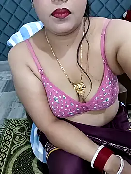 Snapshot of Cute-Raashii chatting on 01-28-25, 06:05 Cute-Raashii online show from 01-28-25, 06:05