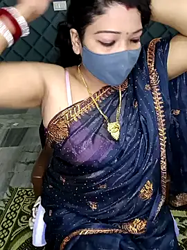 Snapshot of Cute-Raashii chatting on 01-29-25, 08:25 Cute-Raashii online show from 01-29-25, 08:25