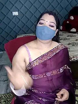 Snapshot of Cute-Raashii chatting on 02-08-25, 05:18 Cute-Raashii online show from 02-08-25, 05:18