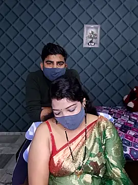 Snapshot of Cute-Raashii chatting on 02-21-25, 05:42 Cute-Raashii online show from 02-21-25, 05:42