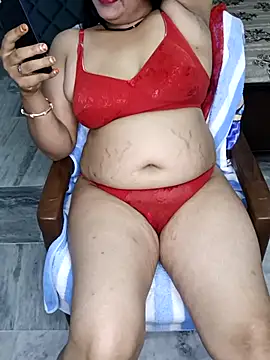 Snapshot of Cute-Raashii chatting on 03-20-25, 01:13 Cute-Raashii online show from 03-20-25, 01:13