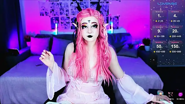 Snapshot of Aki__Ra chatting on 09-28-25, 09:58 Aki  Ra online show from 09-28-25, 09:58