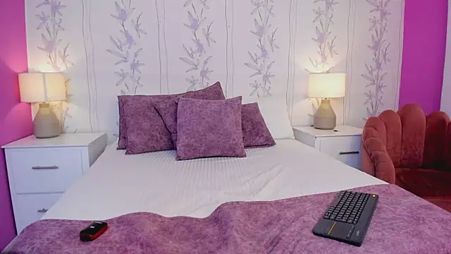 MadissonBacker online show from 01-21-25, 05:51