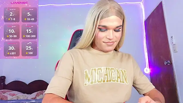 AllisonsweetZ online show from 10-16-25, 06:42