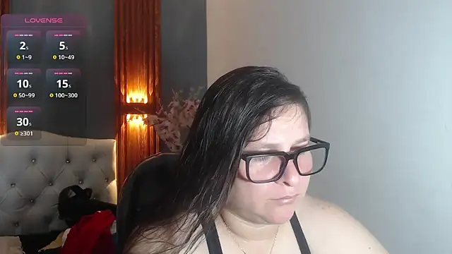 Snapshot of katty_femdom chatting on 05-19-26, 12:33 katty femdom online show from 05-19-26, 12:33