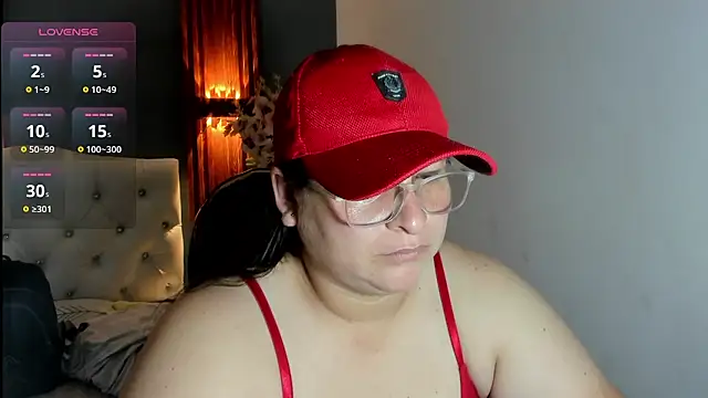 Snapshot of katty_femdom chatting on 06-09-26, 12:17 katty femdom online show from 06-09-26, 12:17