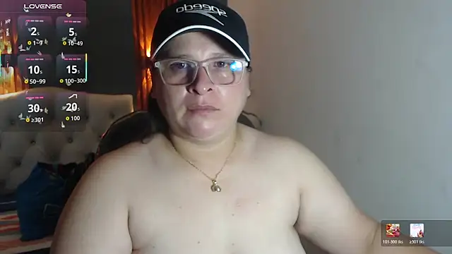 Snapshot of katty_femdom chatting on 06-12-26, 09:08 katty femdom online show from 06-12-26, 09:08