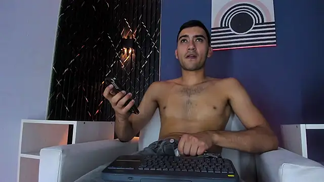 Liam crox online show from 01-30-25, 09:47