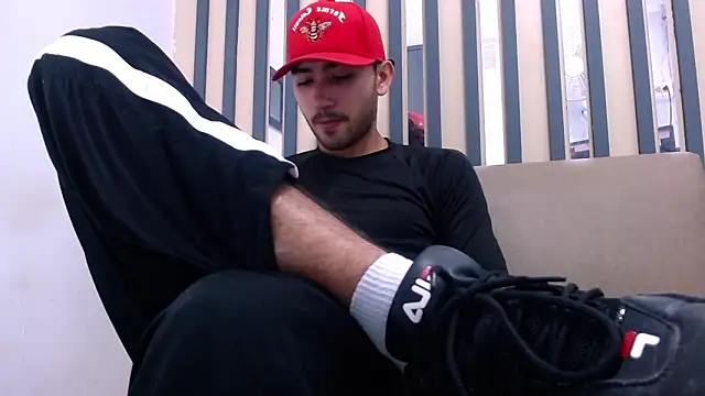 Liam crox online show from 02-13-25, 02:31