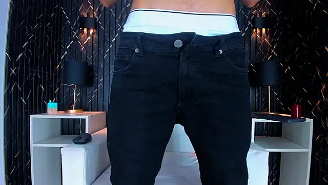 Liam crox online show from 02-14-25, 10:47