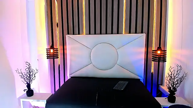 Liam crox online show from 02-27-25, 02:54