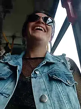 sophie banger online show from 09-26-25, 06:01