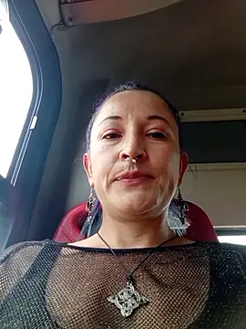 sophie banger online show from 10-27-25, 05:50