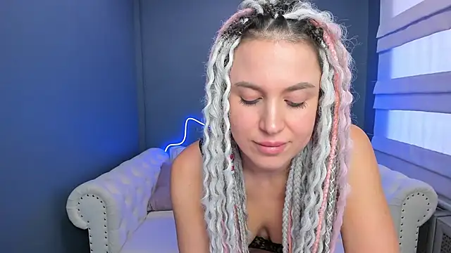 rock n roxy online show from 12-22-24, 08:05