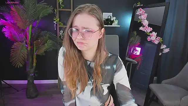 Snapshot of CassieCool chatting on 01-26-25, 04:20 CassieCool online show from 01-26-25, 04:20