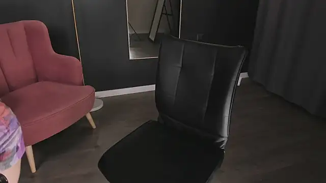 Snapshot of CassieCool chatting on 09-12-25, 08:31 CassieCool online show from 09-12-25, 08:31