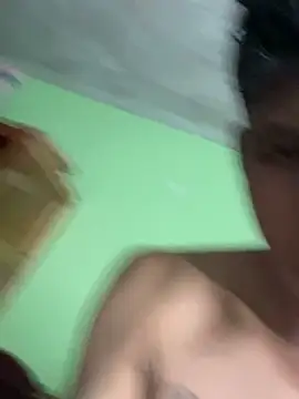 Snapshot of skaaaass chatting on 11-03-25, 11:15 skaaaass online show from 11-03-25, 11:15