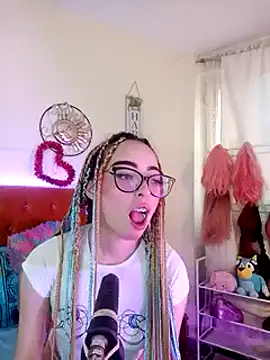 Snapshot of Yennastone chatting on 01-05-25, 06:56 Yennastone online show from 01-05-25, 06:56