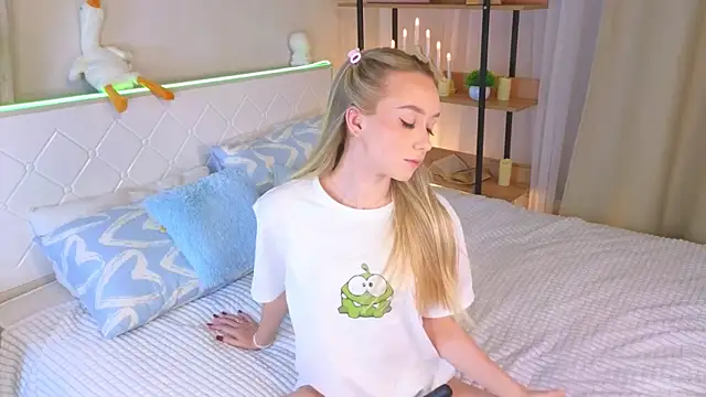 HollisBeckett online show from 02-05-25, 12:17