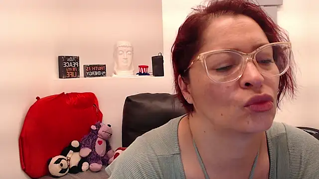eva twiss online show from 05-25-26, 12:44