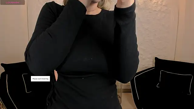 Snapshot of ChloePreston_ chatting on 05-18-26, 10:54 ChloePreston online show from 05-18-26, 10:54