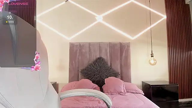 BellaClaiir online show from 02-12-26, 02:56