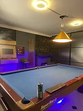 LeoSalvatore  online show from 03-02-25, 10:48