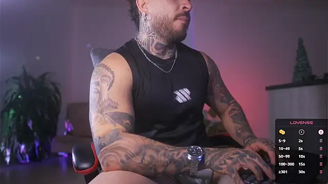 LeoSalvatore  online show from 04-09-26, 02:33