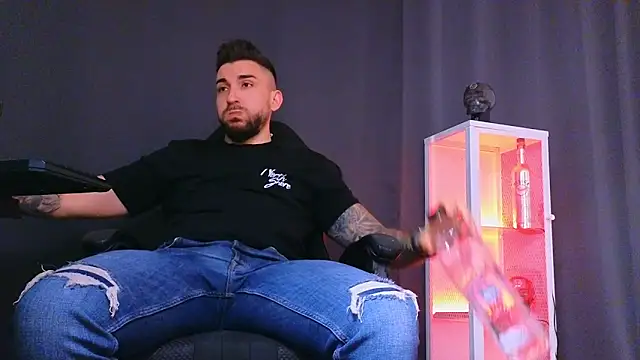 MightyAaron66 online show from 02-22-25, 06:06