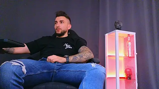 MightyAaron66 online show from 02-22-25, 09:12