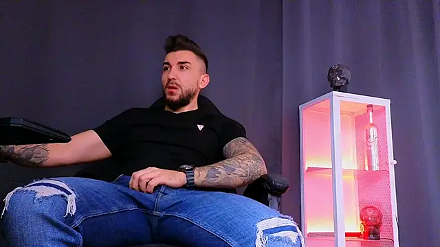 MightyAaron66 online show from 02-24-25, 04:49