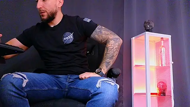 MightyAaron66 online show from 02-27-25, 10:48