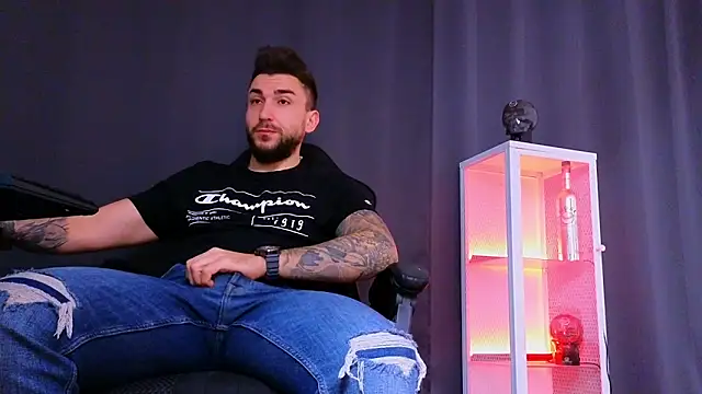 MightyAaron66 online show from 03-11-25, 01:37