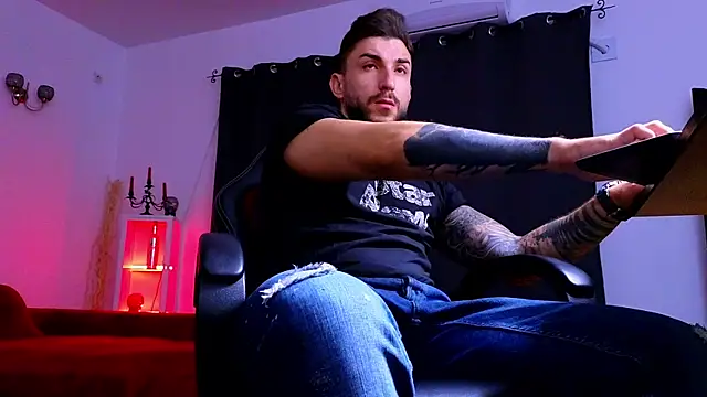 MightyAaron66 online show from 09-25-25, 01:20