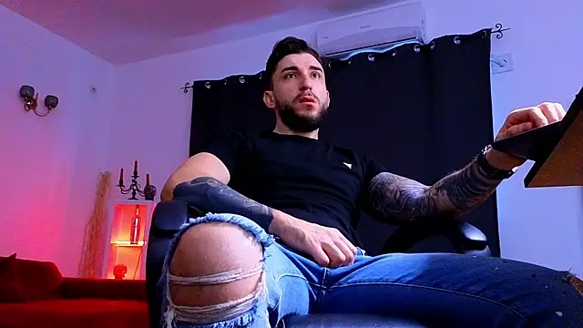 MightyAaron66 online show from 01-11-26, 06:51