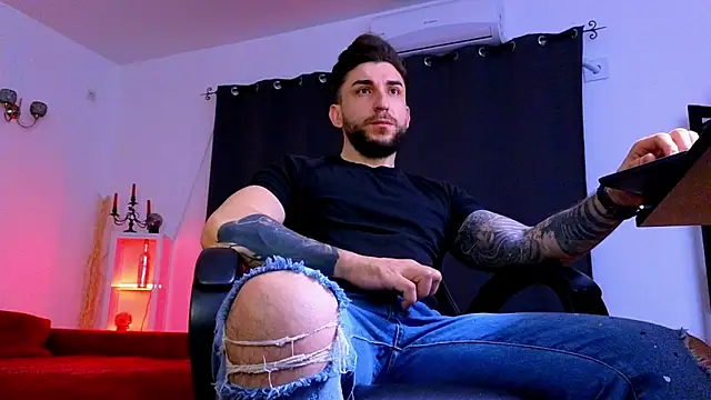 MightyAaron66 online show from 04-17-26, 01:30