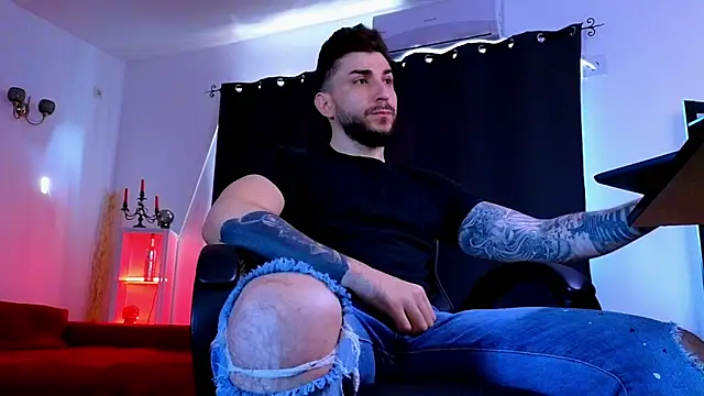 MightyAaron66 online show from 04-23-26, 04:57