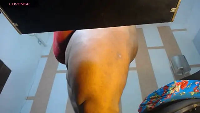 Snapshot of OpraxBellinda chatting on 02-21-25, 10:39 OpraxBellinda online show from 02-21-25, 10:39