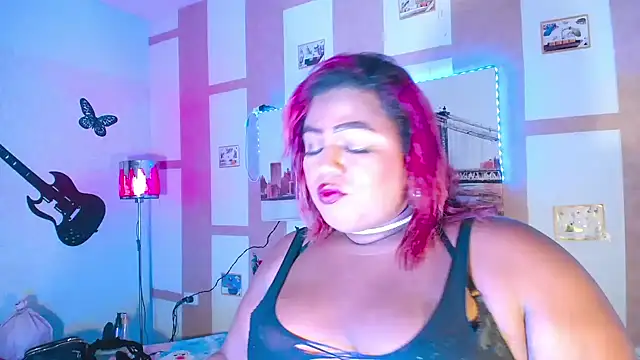 Snapshot of OpraxBellinda chatting on 10-09-25, 04:32 OpraxBellinda online show from 10-09-25, 04:32