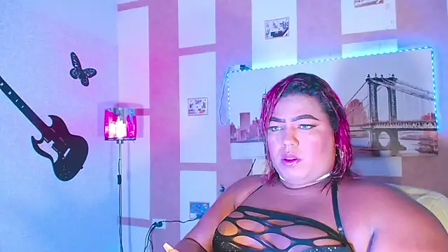 Snapshot of OpraxBellinda chatting on 10-10-25, 03:38 OpraxBellinda online show from 10-10-25, 03:38