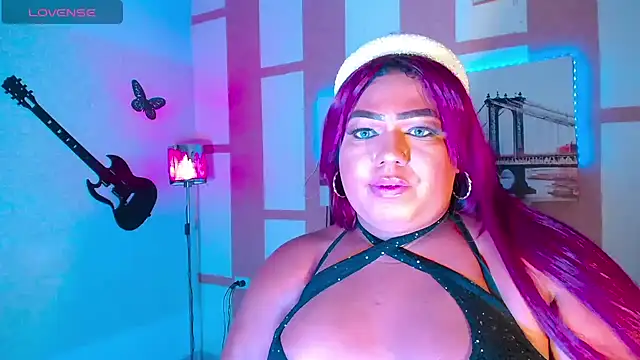 Snapshot of OpraxBellinda chatting on 10-23-25, 05:07 OpraxBellinda online show from 10-23-25, 05:07