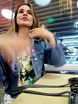 cuteluci  online show from 12-28-24, 11:05