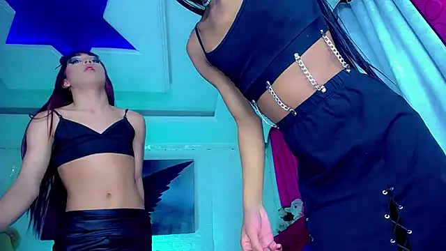 NahomiCamper online show from 02-13-25, 06:20