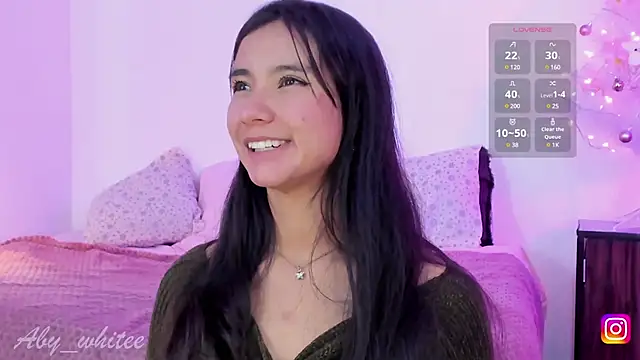 Snapshot of AbyWhitee chatting on 12-15-24, 10:39 AbyWhitee online show from 12-15-24, 10:39