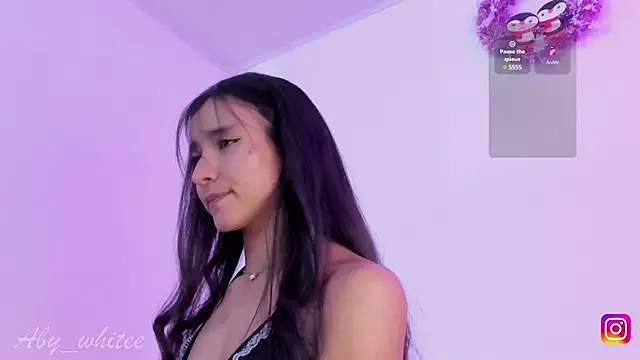 Snapshot of AbyWhitee chatting on 12-17-24, 06:45 AbyWhitee online show from 12-17-24, 06:45