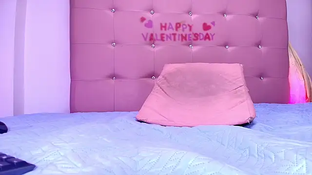Snapshot of kata_hazel chatting on 02-19-25, 07:05 kata hazel online show from 02-19-25, 07:05