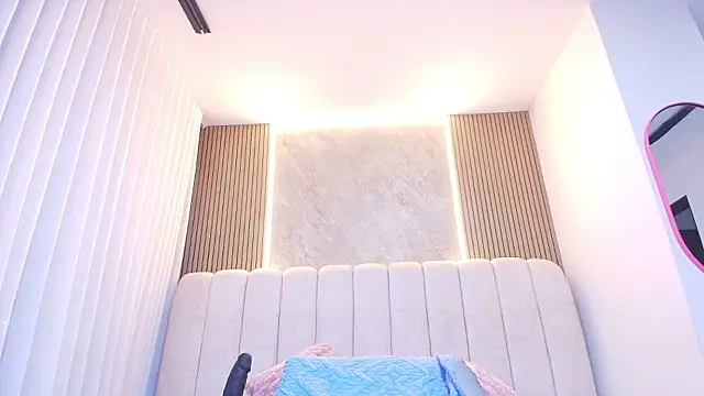 kata hazel online show from 03-25-26, 07:20