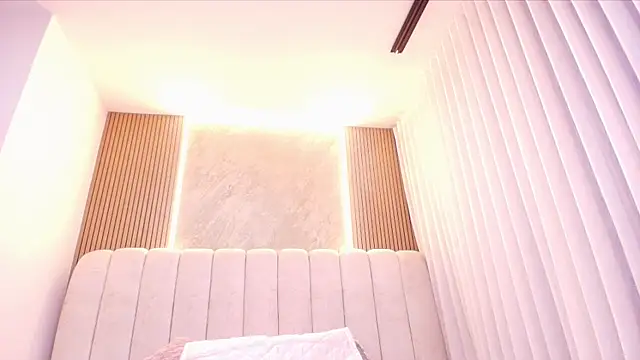 kata hazel online show from 04-23-26, 07:16